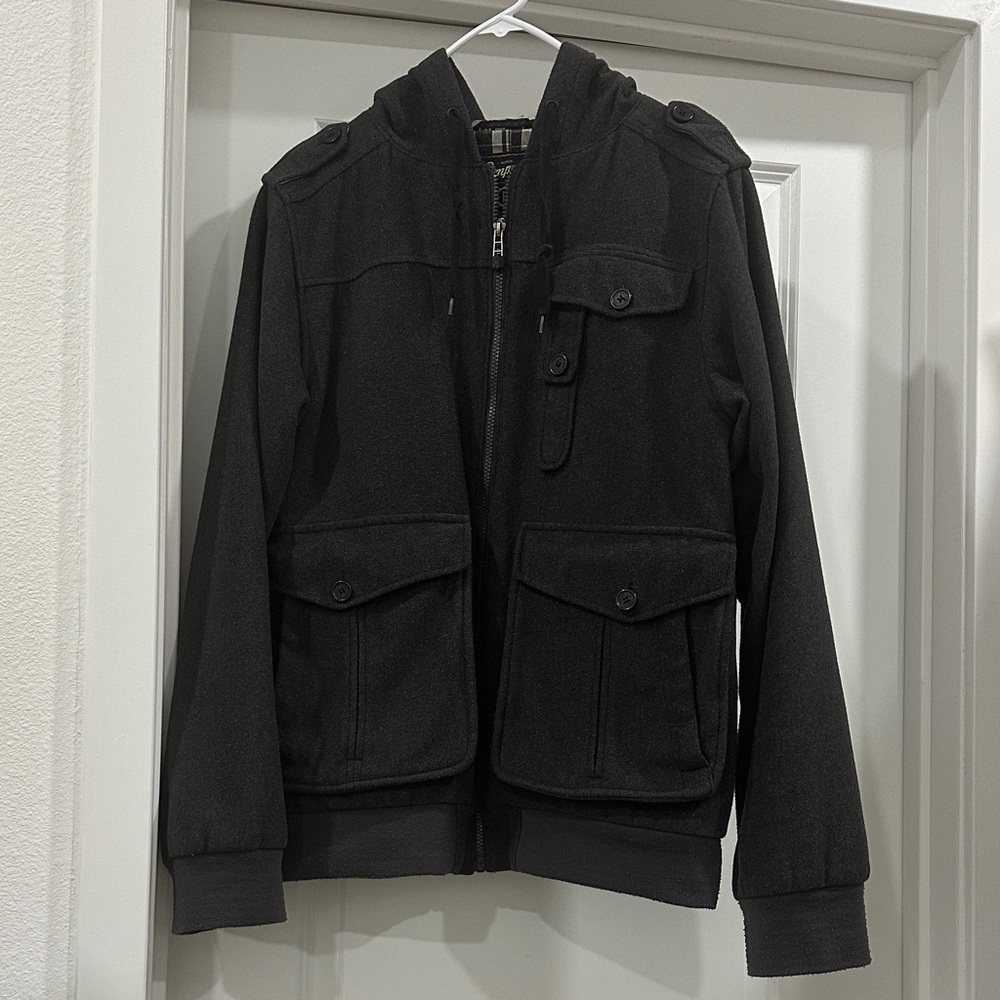 Empyre Coat for Men size Medium
